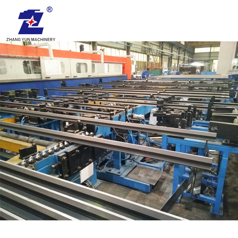 China Customized Design Elevator bearbeitet und kaltgezogene Guide Rail Processing Produktionslinie