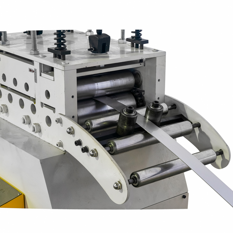 Automatische hydraulische Schneidemaluminium -Eimer -Ring -Stahl -Stahl -Fass -Reifen V -Bandklemme Herstellung Maschine