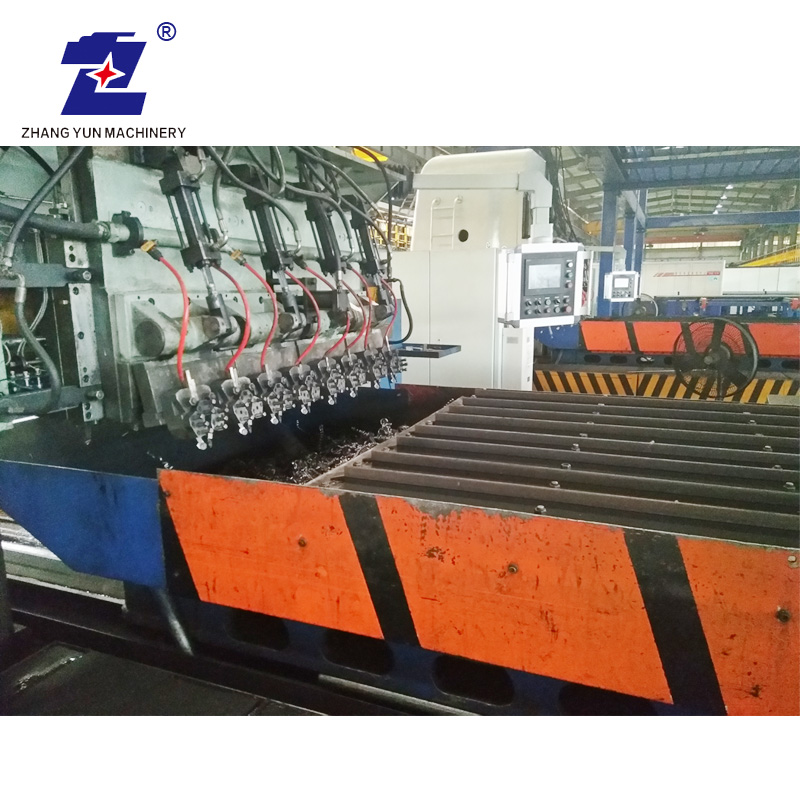 Automatische Förderleitung Edelstahl Produktionslinie Aufzugsanleitung Schienenherstellung Maschine